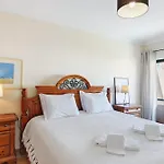Casa Dos Salgados Apartment *
